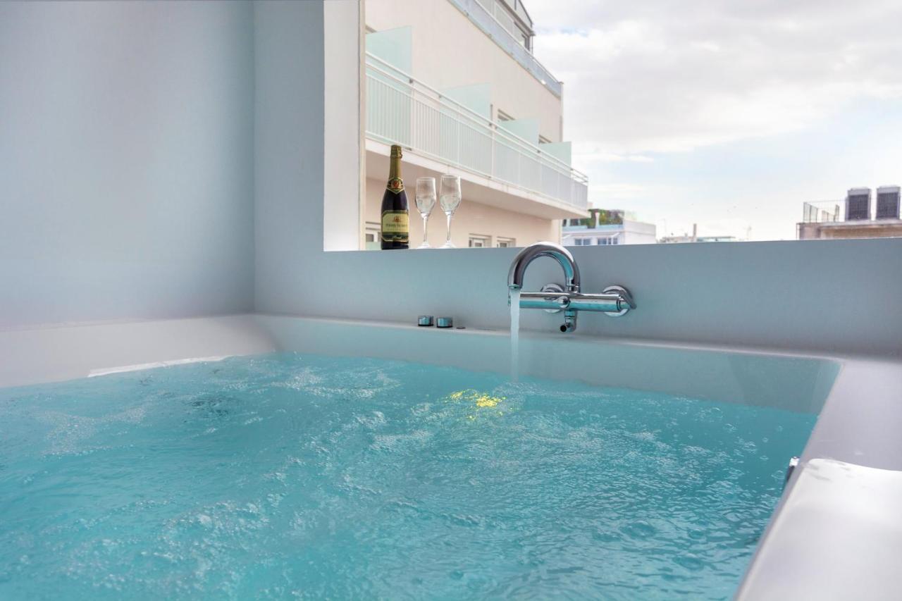 Dema Luxury Suites - Perikleous E8 เอเธนส์ ภายนอก รูปภาพ