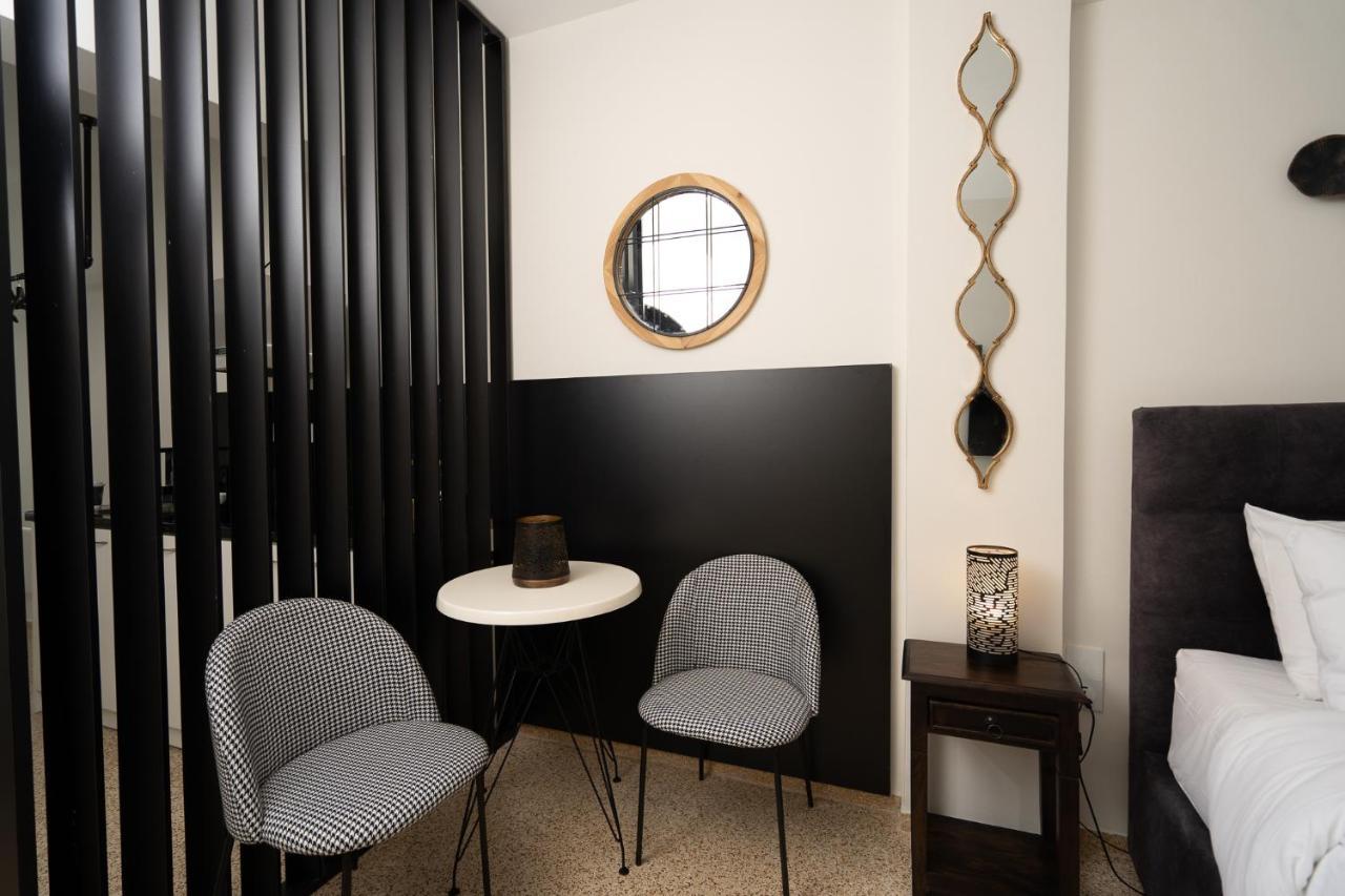 Dema Luxury Suites - Perikleous E8 เอเธนส์ ภายนอก รูปภาพ