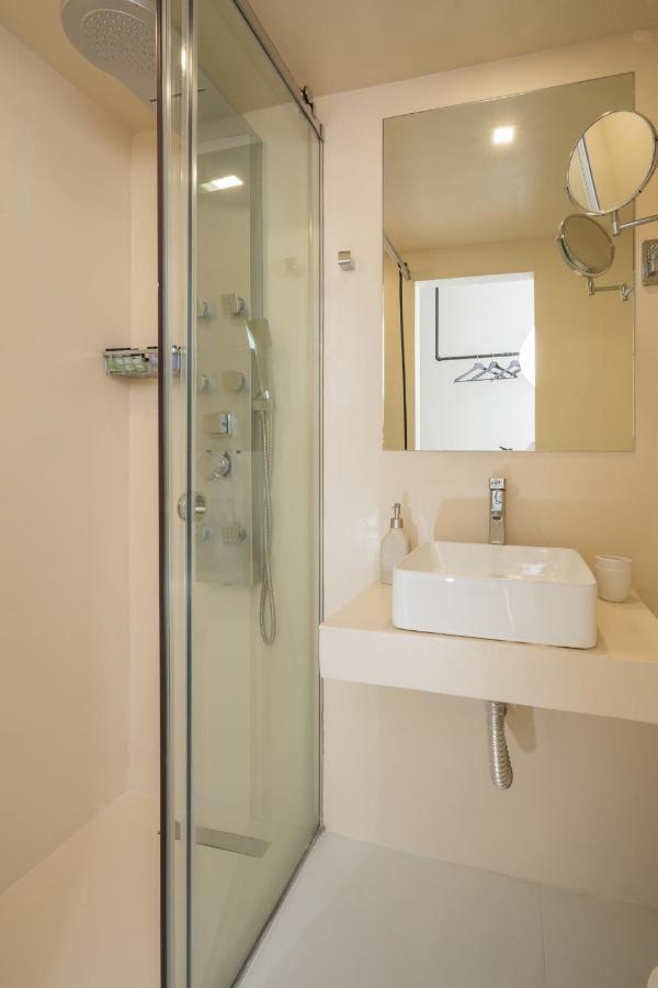 Dema Luxury Suites - Perikleous E8 เอเธนส์ ภายนอก รูปภาพ