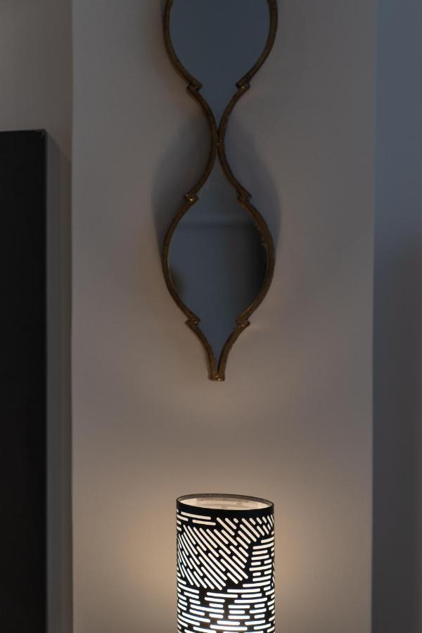 Dema Luxury Suites - Perikleous E8 เอเธนส์ ภายนอก รูปภาพ